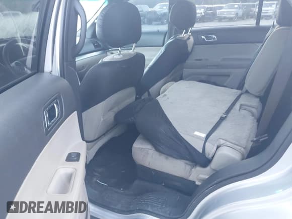 ✅ 2013 Ford Explorer • VIN: 1FM5K7B83DGB03420 • Lot: 42854583. Wystawiony na IAAI z przebiegiem 184 636 mil. Bezpłatny archiwum sprzedaży aukcyjnych z USA i szczegółowy raport historii pojazdu na DreamBid. Zdjęcie 8.