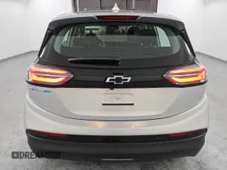 ✅ 2023 Chevrolet Bolt EV 1LT • VIN: 1G1FW6S01P4196776 • Lot: 81855234. Wystawiony na Copart z przebiegiem 17 946 mil. Bezpłatny archiwum sprzedaży aukcyjnych z USA i szczegółowy raport historii pojazdu na DreamBid. Zdjęcie 6.