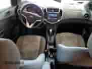 2020 Chevrolet Sonic LS с VIN 1G1JB5SB7L4105019, выставлен на аукционе Copart как лот 55061395 с пробегом 52 913 миль миль и Списание • Salvage title. История ставок и продаж доступна на DreamBid. Изображение 8.