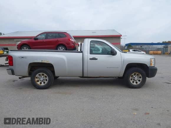 2010 Chevrolet Silverado 1500 Work Truck с VIN 1GCPKPE01AZ216138, выставлен на аукционе IAAI как лот 43613689 с пробегом 91 221 миль миль и . История ставок и продаж доступна на DreamBid. Изображение 13.