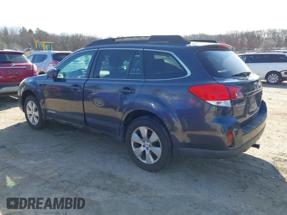 ✅ 2011 Subaru Outback Premium • VIN: 4S4BRCGC6B1444170 • Lot: 41769910. Listed on IAAI with 200,672 mi. Free auction sales archive from the USA and detailed vehicle history report at DreamBid. Image 3.