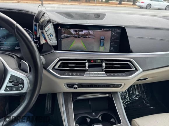 ✅ 2022 BMW X5 xDrive45e • VIN: 5UXTA6C08N9J84789 • Лот: 92756525. Опубликован ранее на Copart с пробегом 91 169 миль. Бесплатный доступ к архиву аукционных продаж из США и подробный отчёт об истории автомобиля на DreamBid. Изображение 10.