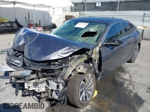 ✅ 2022 Honda Insight Touring • VIN: 19XZE4F92NE002174 • Lot: 43515550. Listed on IAAI with 9,677 mi. Free auction sales archive from the USA and detailed vehicle history report at DreamBid. Image 6.