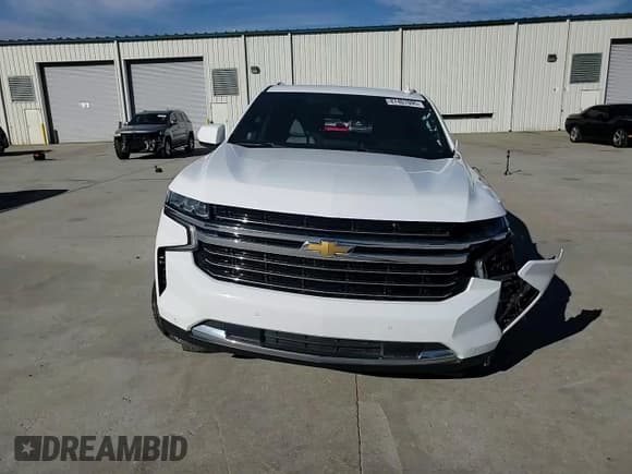 ✅ 2022 Chevrolet Suburban LT • VIN: 1GNSCCKDXNR192667 • Lot: 87407095. Listed on Copart with 108,996 mi. Free auction sales archive from the USA and detailed vehicle history report at DreamBid. Image 15.