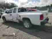 2008 Dodge Dakota SXT z VIN 1D3HE32N08S590285, wystawiony jako Copart lot #70613174 z przebiegiem 60 338 mil mil oraz Szkoda całkowita • Salvage title. Historia ofert i sprzedaży dostępna na DreamBid. Obrazek 2.