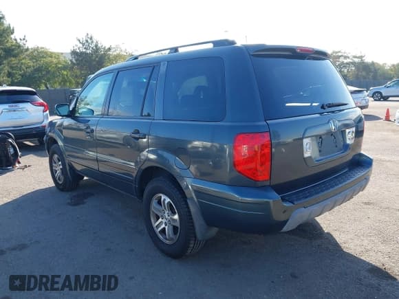 ✅ 2004 Honda Pilot EX • VIN: 2HKYF18524H527151 • Lot: 43749919. Wystawiony na IAAI z przebiegiem 217 658 mil. Bezpłatny archiwum sprzedaży aukcyjnych z USA i szczegółowy raport historii pojazdu na DreamBid. Zdjęcie 3.