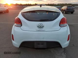✅ 2014 Hyundai Veloster • VIN: KMHTC6AD5EU192486 • Lot: 86204784. Wystawiony na Copart z przebiegiem 172 013 mil. Bezpłatny archiwum sprzedaży aukcyjnych z USA i szczegółowy raport historii pojazdu na DreamBid. Zdjęcie 6.