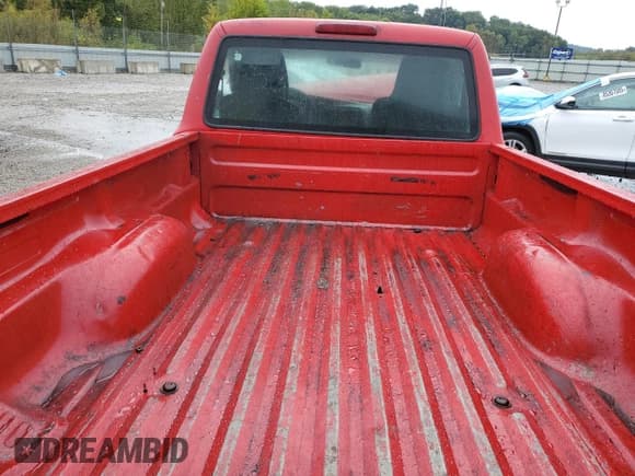 ✅ 2005 Ford Ranger XL • VIN: 1FTYR10U65PA03601 • Lot: 85190555. Listed on Copart with 195,524 mi. Free auction sales archive from the USA and detailed vehicle history report at DreamBid. Image 10.