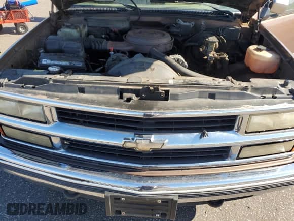 1994 Chevrolet Silverado 1500 с VIN 1GCEK14K0RE119443, выставлен на аукционе Copart как лот 82088045 с пробегом 178 766 миль миль и Списание • Salvage title. История ставок и продаж доступна на DreamBid. Изображение 11.