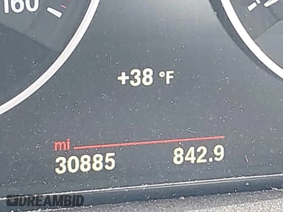 ✅ 2018 BMW 3 Series 330i xDrive • VIN: WBA8D9G53JNU67735 • Лот: 43648132. Опубликован ранее на IAAI с пробегом 30 885 миль. Бесплатный доступ к архиву аукционных продаж из США и подробный отчёт об истории автомобиля на DreamBid. Изображение 7.