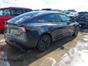 ✅ 2025 Tesla Model 3 Long Range • VIN: 5YJ3E1EA5SF978729 • Lot: 43384298. Wystawiony na IAAI z przebiegiem 11 689 mil. Bezpłatny archiwum sprzedaży aukcyjnych z USA i szczegółowy raport historii pojazdu na DreamBid. Zdjęcie 4.