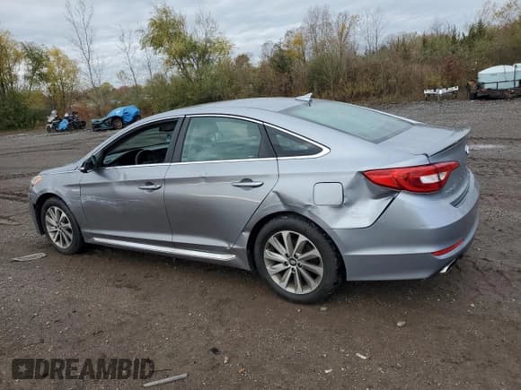 ✅ 2015 Hyundai Sonata Sport • VIN: 5NPE34AF7FH233599 • Lot: 90373835. Listed on Copart with 61,005 mi. Free auction sales archive from the USA and detailed vehicle history report at DreamBid. Image 2.