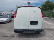 ✅ 2014 Chevrolet Express Cargo • VIN: 1GCSGAFX7E1182411 • Lot: 43142948. Wystawiony na IAAI z przebiegiem 248 561 mil. Bezpłatny archiwum sprzedaży aukcyjnych z USA i szczegółowy raport historii pojazdu na DreamBid. Zdjęcie 16.