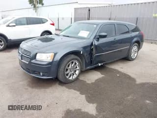 ✅ 2008 Dodge Magnum SXT • VIN: 2D4FV37V28H225805 • Lot: 43677320. Listed on IAAI with 228,019 mi. Free auction sales archive from the USA and detailed vehicle history report at DreamBid. Image 2.