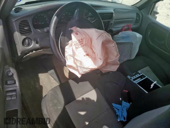 ✅ 2010 Ford Ranger XL • VIN: 1FTKR1EE8APA29697 • Lot: 62613805. Wystawiony na Copart z przebiegiem 111 958 mil. Bezpłatny archiwum sprzedaży aukcyjnych z USA i szczegółowy raport historii pojazdu na DreamBid. Zdjęcie 8.