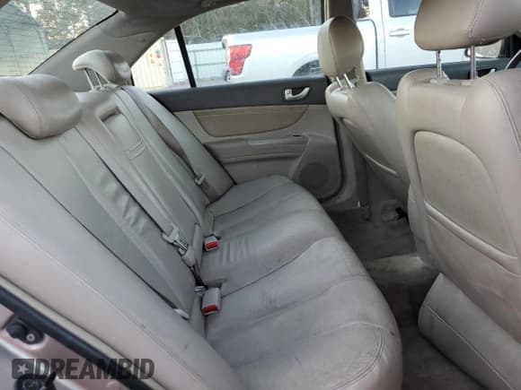 ✅ 2006 Hyundai Sonata GLS • VIN: 5NPEU46F46H015528 • Лот: 80071404. Опубликован ранее на Copart с пробегом 182 479 миль. Бесплатный доступ к архиву аукционных продаж из США и подробный отчёт об истории автомобиля на DreamBid. Изображение 10.