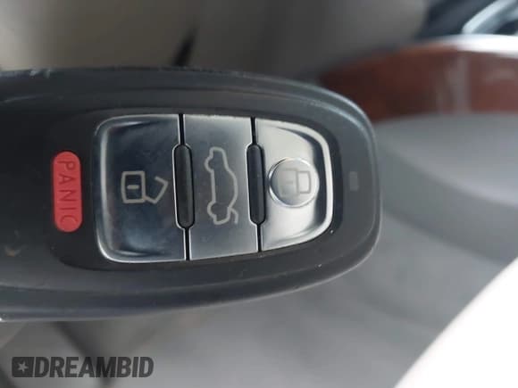 ✅ 2011 Audi Q5 Premium Plus • VIN: WA1LFAFP4BA068069 • Лот: 43870536. Опубликован ранее на IAAI с пробегом 110 697 миль. Бесплатный доступ к архиву аукционных продаж из США и подробный отчёт об истории автомобиля на DreamBid. Изображение 11.