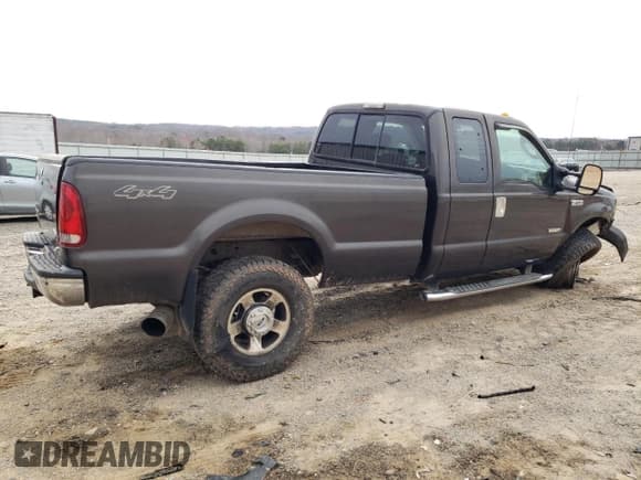 ✅ 2006 Ford F-350 XL • VIN: 1FTWX31P56ED31218 • Lot: 48289705. Listed on Copart with 266,423 mi. Free auction sales archive from the USA and detailed vehicle history report at DreamBid. Image 3.