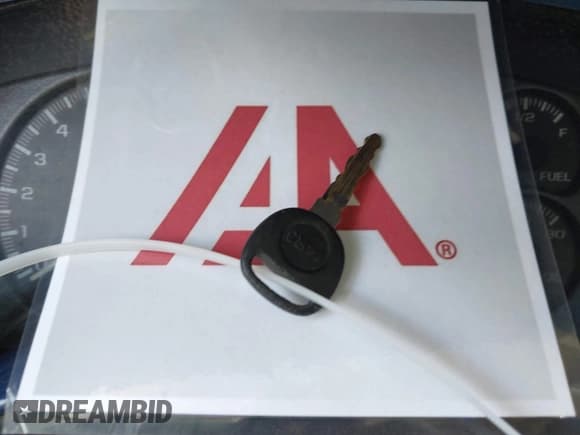 ✅ 1999 GMC Sierra 1500 SLE • VIN: 2GTEK19T2X1543111 • Лот: 43057437. Опубликован ранее на IAAI с пробегом Не указан. Бесплатный доступ к архиву аукционных продаж из США и подробный отчёт об истории автомобиля на DreamBid. Изображение 11.