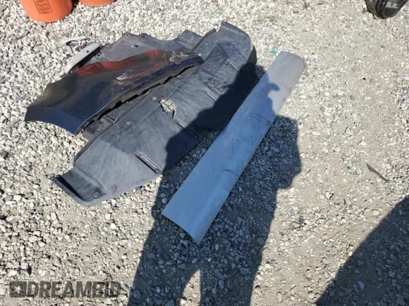 ✅ 2008 Audi Q7 Premium • VIN: WA1BV74L78D031543 • Lot: 60248224. Wystawiony na Copart z przebiegiem 102 023 mil. Bezpłatny archiwum sprzedaży aukcyjnych z USA i szczegółowy raport historii pojazdu na DreamBid. Zdjęcie 15.