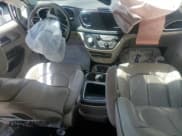 ✅ 2018 Chrysler Pacifica Hybrid Limited • VIN: 2C4RC1N71JR213170 • Lot: 71901575. Wystawiony na Copart z przebiegiem Nie podano. Bezpłatny archiwum sprzedaży aukcyjnych z USA i szczegółowy raport historii pojazdu na DreamBid. Zdjęcie 8.