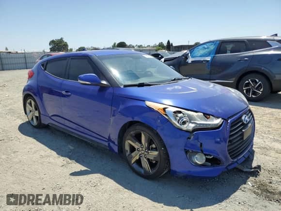 2013 Hyundai Veloster Turbo с VIN KMHTC6AE3DU156562, выставлен на аукционе Copart как лот 61860885 с пробегом 137 447 миль миль и Списание • Salvage title. История ставок и продаж доступна на DreamBid. Изображение 4.