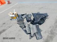 ✅ 2017 BMW X5 xDrive40e • VIN: 5UXKT0C30H0V96257 • Lot: 42439599. Wystawiony na IAAI z przebiegiem 103 179 mil. Bezpłatny archiwum sprzedaży aukcyjnych z USA i szczegółowy raport historii pojazdu na DreamBid. Zdjęcie 12.