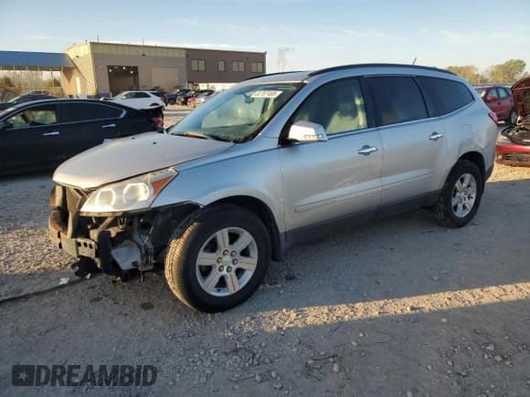 ✅ 2010 Chevrolet Traverse 1LT • VIN: 1GNLVFED6AJ260838 • Lot: 82707495. Wystawiony na Copart z przebiegiem 182 761 mil. Bezpłatny archiwum sprzedaży aukcyjnych z USA i szczegółowy raport historii pojazdu na DreamBid. Zdjęcie 1.