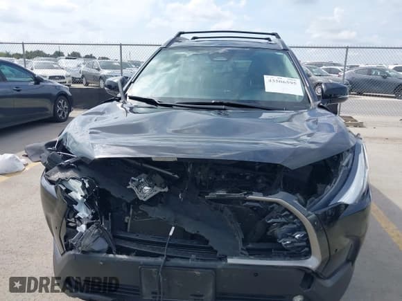 ✅ 2023 Toyota Corolla Cross XLE • VIN: 7MUDAAAG6PV051838 • Лот: 43506595. Опубликован ранее на IAAI с пробегом 42 794 миль. Бесплатный доступ к архиву аукционных продаж из США и подробный отчёт об истории автомобиля на DreamBid. Изображение 6.