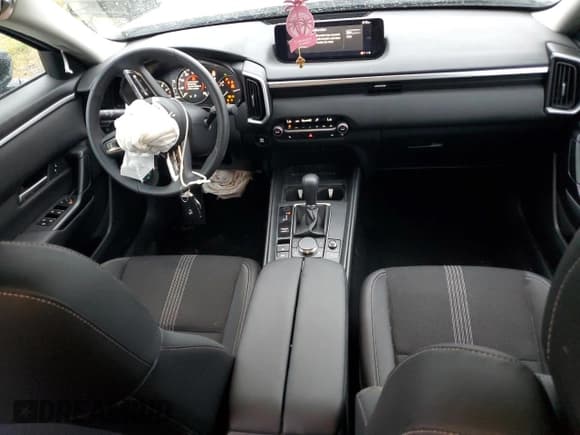 ✅ 2025 Mazda CX-50 S Preferred • VIN: 7MMVABBM7SN311235 • Lot: 82292775. Wystawiony na Copart z przebiegiem 6 568 mil. Bezpłatny archiwum sprzedaży aukcyjnych z USA i szczegółowy raport historii pojazdu na DreamBid. Zdjęcie 8.