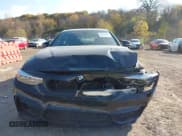 ✅ 2015 BMW 4 Series 435i • VIN: WBA4B1C50FD418257 • Lot: 43569260. Wystawiony na IAAI z przebiegiem 115 392 mil. Bezpłatny archiwum sprzedaży aukcyjnych z USA i szczegółowy raport historii pojazdu na DreamBid. Zdjęcie 12.