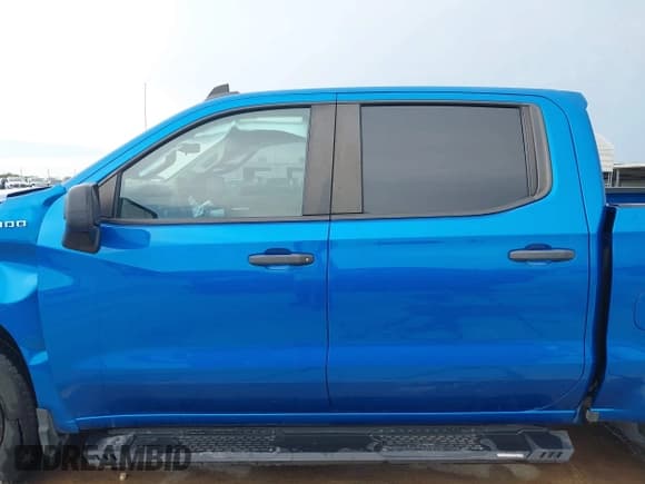 ✅ 2023 Chevrolet Silverado 1500 Custom • VIN: 1GCPABEK4PZ110427 • Lot: 42484579. Wystawiony na IAAI z przebiegiem 35 632 mil. Bezpłatny archiwum sprzedaży aukcyjnych z USA i szczegółowy raport historii pojazdu na DreamBid. Zdjęcie 14.