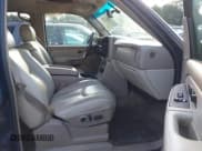 ✅ 2003 Chevrolet Suburban LT • VIN: 1GNEC16Z53J158283 • Lot: 42426762. Listed on IAAI with Not provided. Free auction sales archive from the USA and detailed vehicle history report at DreamBid. Image 5.