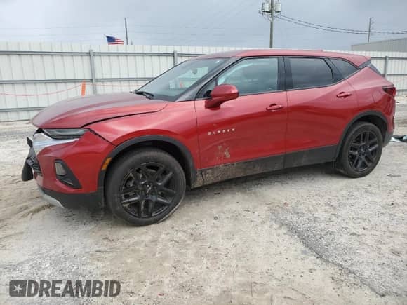 2022 Chevrolet Blazer LT z VIN 3GNKBCR45NS187172, wystawiony jako Copart lot #70902464 z przebiegiem 60 487 mil mil oraz Nie do naprawy • Non repairable. Historia ofert i sprzedaży dostępna na DreamBid. Obrazek 1.