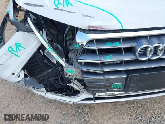 ✅ 2020 Audi Q5 Premium • VIN: WA1ANAFY0L2017554 • Lot: 42877087. Wystawiony na IAAI z przebiegiem 52 491 mil. Bezpłatny archiwum sprzedaży aukcyjnych z USA i szczegółowy raport historii pojazdu na DreamBid. Zdjęcie 6.