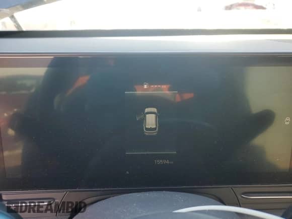 2024 Hyundai Kona SEL with VIN KM8HB3AB2RU051578, listed as a Copart auction lot 42038345 with 15,594 mi miles and Salvage title. Bid and sale history available at DreamBid. Image 9.