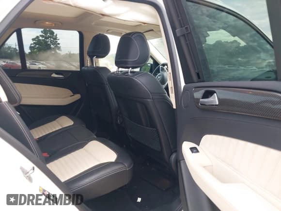 ✅ 2019 Mercedes-Benz GLE 43 AMG • VIN: 4JGDA6EB6KB197321 • Lot: 42699160. Listed on IAAI with 80,624 mi. Free auction sales archive from the USA and detailed vehicle history report at DreamBid. Image 8.