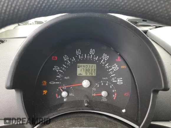 ✅ 1999 Volkswagen Beetle GLS • VIN: 3VWCA21C7XM428859 • Lot: 63816035. Listed on Copart with 173,833 mi. Free auction sales archive from the USA and detailed vehicle history report at DreamBid. Image 9.