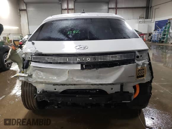 2022 Hyundai Ioniq 5 Limited z VIN KM8KRDAF2NU106664, wystawiony jako Copart lot #82025133 z przebiegiem 14 833 mil mil oraz . Historia ofert i sprzedaży dostępna na DreamBid. Obrazek 6.