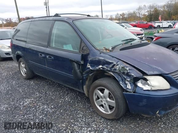 ✅ 2005 Dodge Caravan SXT • VIN: 2D4GP44LX5R491795 • Лот: 43524362. Опубликован ранее на IAAI с пробегом 156 003 миль. Бесплатный доступ к архиву аукционных продаж из США и подробный отчёт об истории автомобиля на DreamBid. Изображение 6.