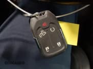 ✅ 2020 GMC Sierra 1500 AT4 • VIN: 3GTP9EED9LG111837 • Lot: 43720884. Wystawiony na IAAI z przebiegiem 36 999 mil. Bezpłatny archiwum sprzedaży aukcyjnych z USA i szczegółowy raport historii pojazdu na DreamBid. Zdjęcie 11.