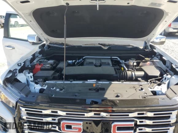 ✅ 2024 GMC Canyon 4WD Denali • VIN: 1GTP6FEK2R1304982 • Lot: 53862285. Wystawiony na Copart z przebiegiem 3 094 mil. Bezpłatny archiwum sprzedaży aukcyjnych z USA i szczegółowy raport historii pojazdu na DreamBid. Zdjęcie 11.