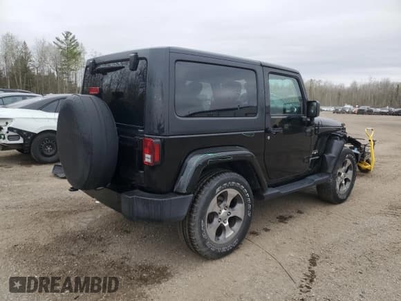 ✅ 2018 Jeep Wrangler Sahara • VIN: 1C4AJWBG0JL903053 • Lot: 55486835. Listed on Copart with 136,516 mi. Free auction sales archive from the USA and detailed vehicle history report at DreamBid. Image 3.