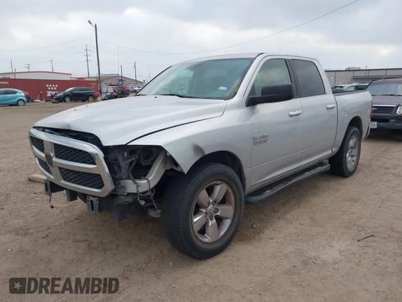 ✅ 2014 Ram 1500 Lone Star • VIN: 1C6RR6LG1ES101852 • Lot: 42062403. Wystawiony na IAAI z przebiegiem 82 389 mil. Bezpłatny archiwum sprzedaży aukcyjnych z USA i szczegółowy raport historii pojazdu na DreamBid. Zdjęcie 17.