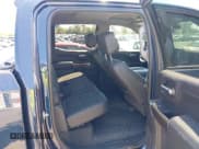 ✅ 2020 Chevrolet Silverado 1500 LT Trail Boss • VIN: 3GCPYFED8LG367055 • Lot: 42945200. Wystawiony na IAAI z przebiegiem 43 162 mil. Bezpłatny archiwum sprzedaży aukcyjnych z USA i szczegółowy raport historii pojazdu na DreamBid. Zdjęcie 8.