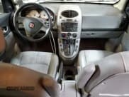 ✅ 2004 Saturn VUE V6 • VIN: 5GZCZ63484S853694 • Lot: 50648575. Wystawiony na Copart z przebiegiem 262 637 mil. Bezpłatny archiwum sprzedaży aukcyjnych z USA i szczegółowy raport historii pojazdu na DreamBid. Zdjęcie 8.