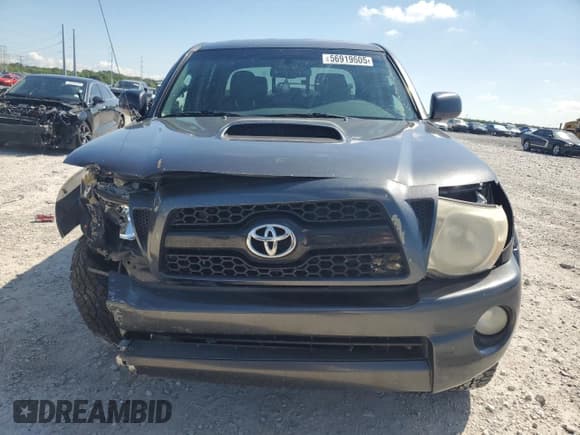 ✅ 2011 Toyota Tacoma • VIN: 5TFLU4EN4BX006729 • Lot: 56919605. Listed on Copart with 392,495 mi. Free auction sales archive from the USA and detailed vehicle history report at DreamBid. Image 5.