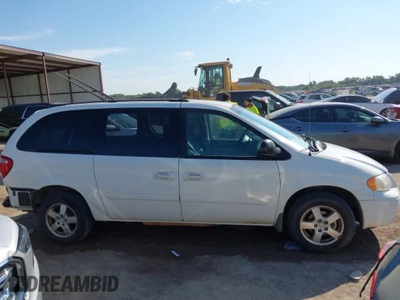 ✅ 2006 Dodge Grand Caravan SXT • VIN: 2D4GP44LX6R601245 • Лот: 43399344. Опубликован ранее на IAAI с пробегом 153 586 миль. Бесплатный доступ к архиву аукционных продаж из США и подробный отчёт об истории автомобиля на DreamBid. Изображение 14.