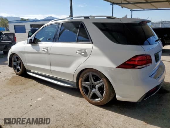 ✅ 2017 Mercedes-Benz GLE 43 AMG • VIN: 4JGDA6EB1HA926727 • Лот: 66889915. Опубликован ранее на Copart с пробегом 74 904 миль. Бесплатный доступ к архиву аукционных продаж из США и подробный отчёт об истории автомобиля на DreamBid. Изображение 2.