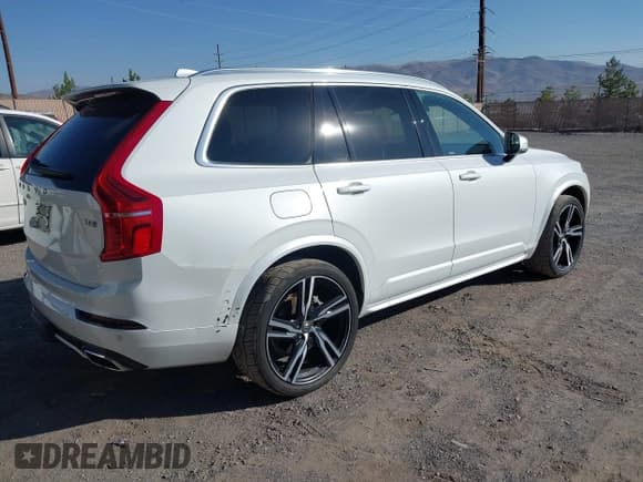 ✅ 2019 Volvo XC90 R-Design • VIN: YV4A22PM9K1465468 • Лот: 42606764. Опубликован ранее на IAAI с пробегом 8 066 миль. Бесплатный доступ к архиву аукционных продаж из США и подробный отчёт об истории автомобиля на DreamBid. Изображение 4.